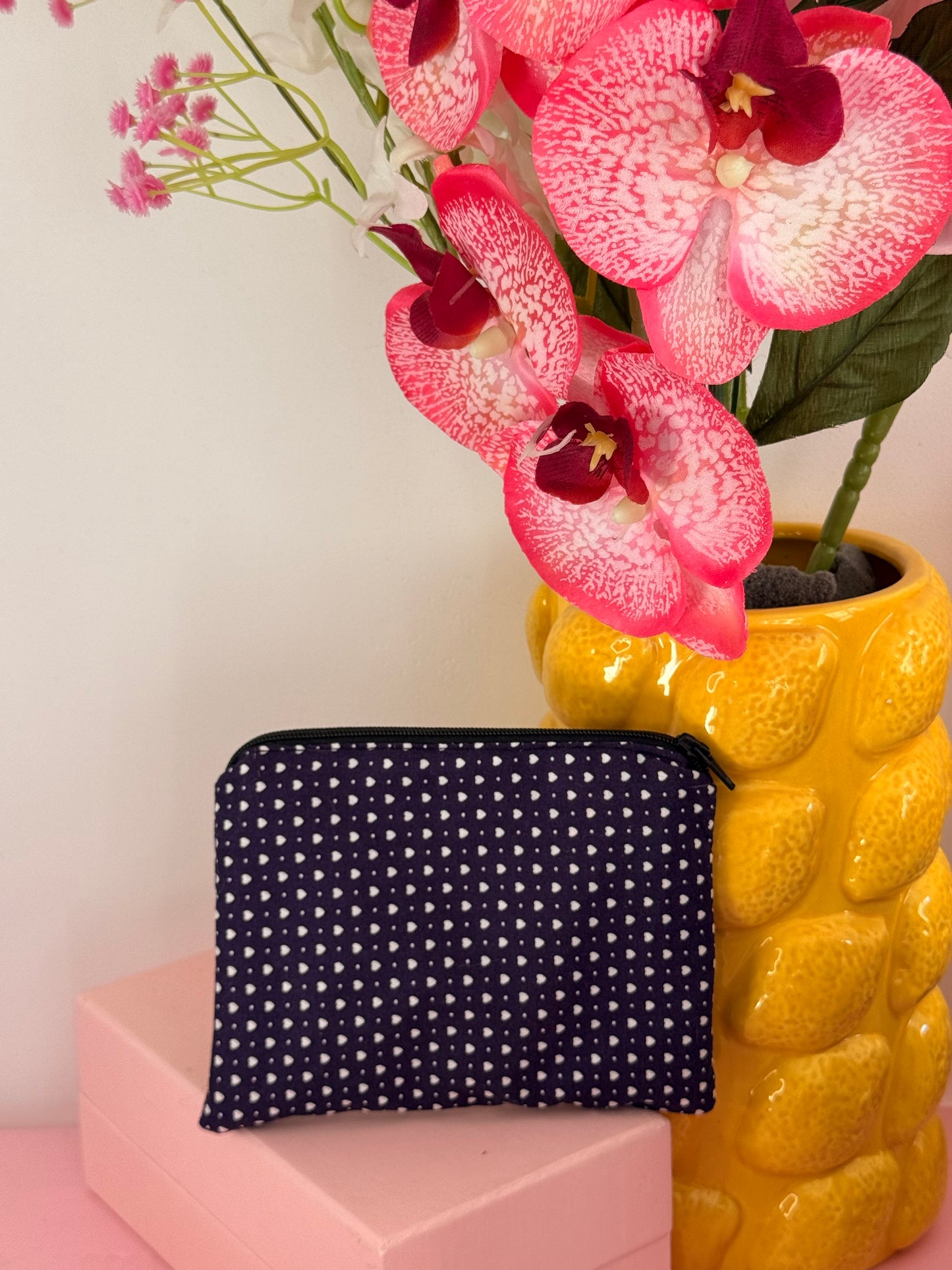 pochette cœur violet