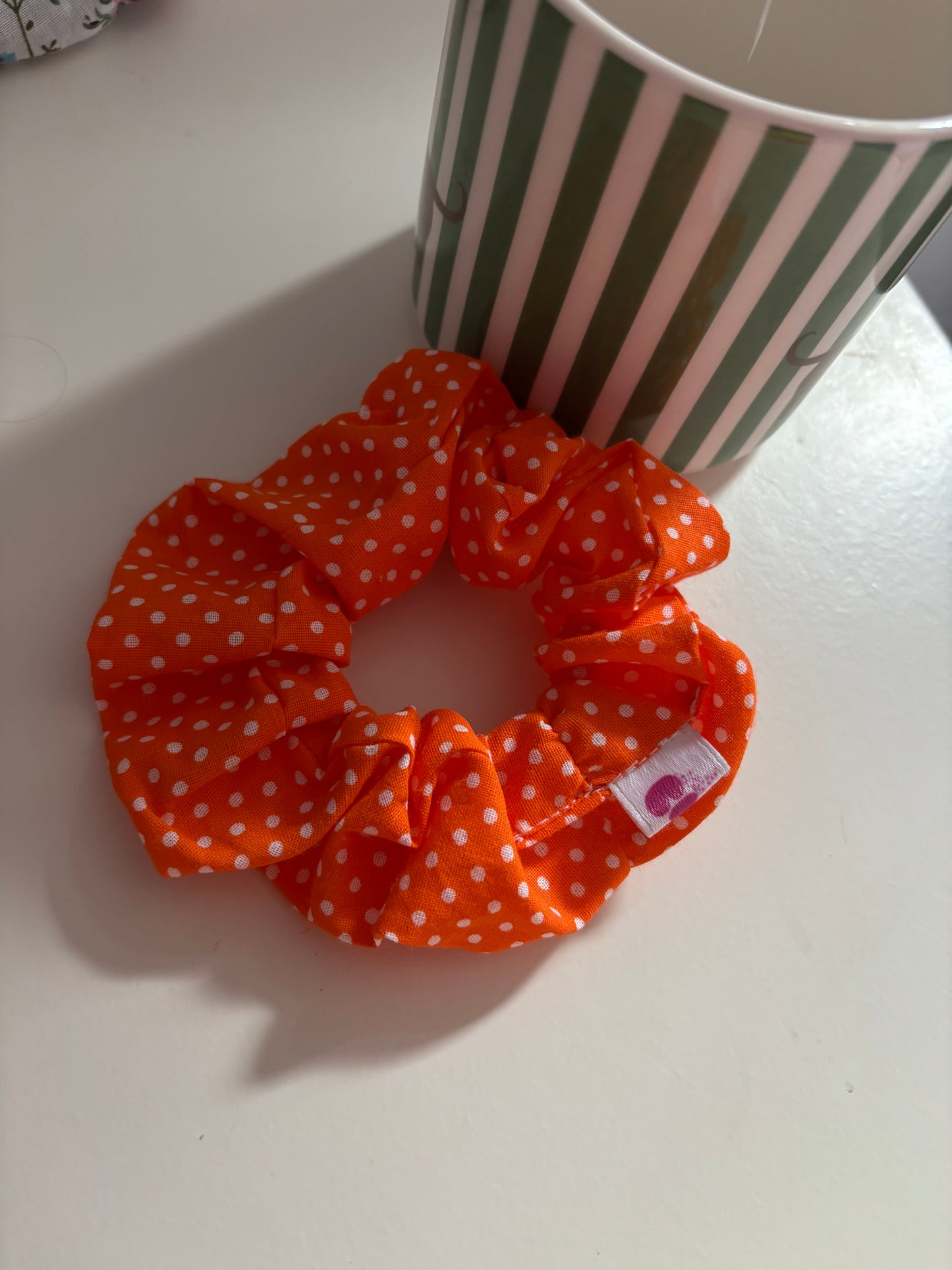 chouchou pois orange