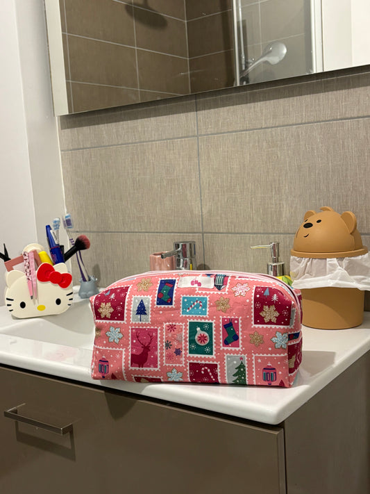 trousse de toilette/ maquillage molletonné noël