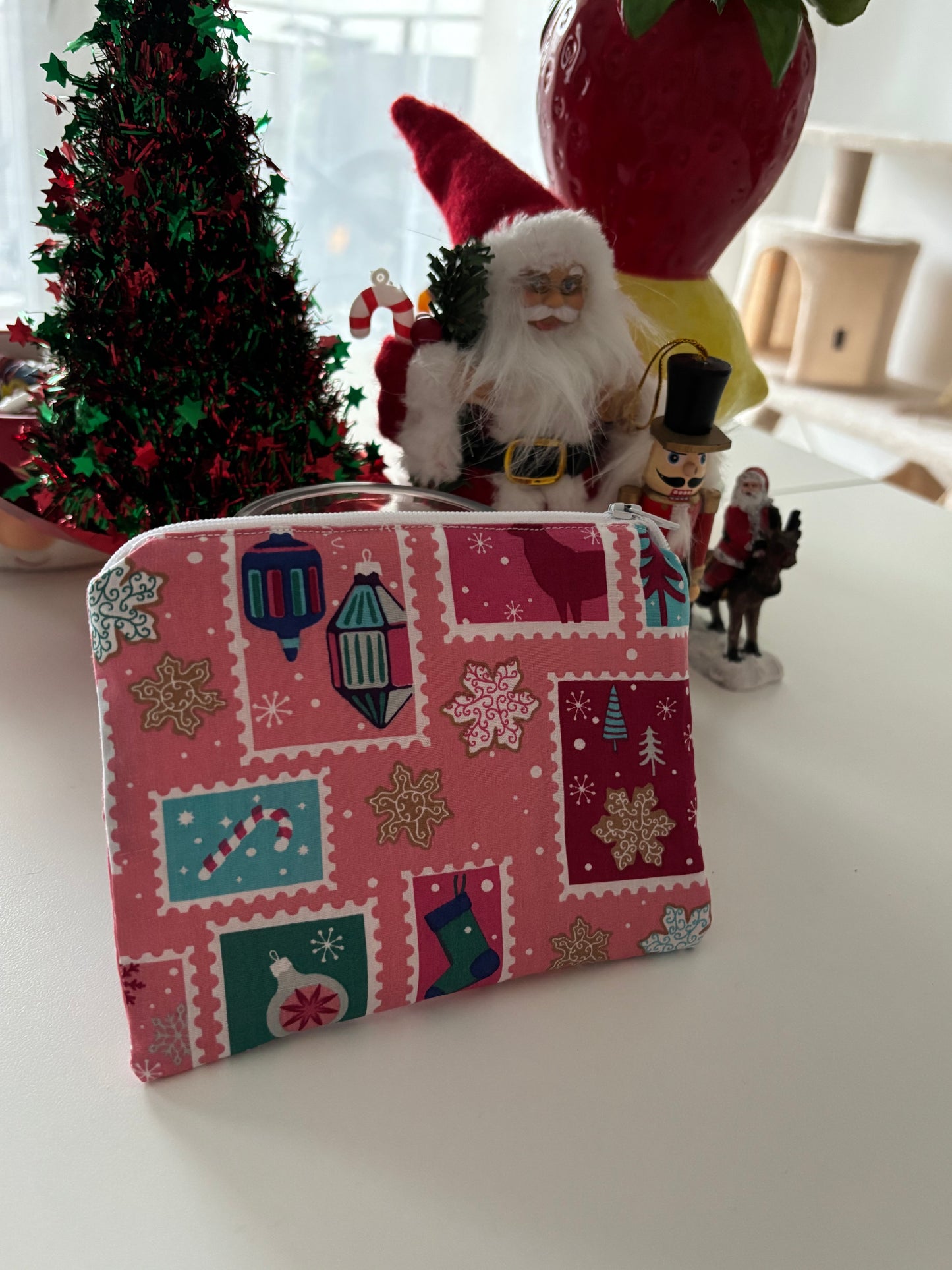 pochette à zip noël rose