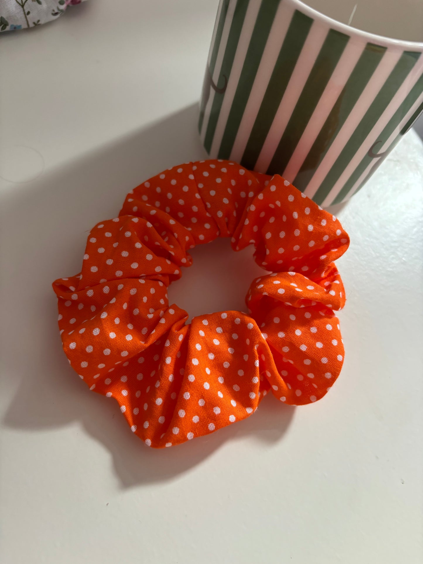 chouchou pois orange