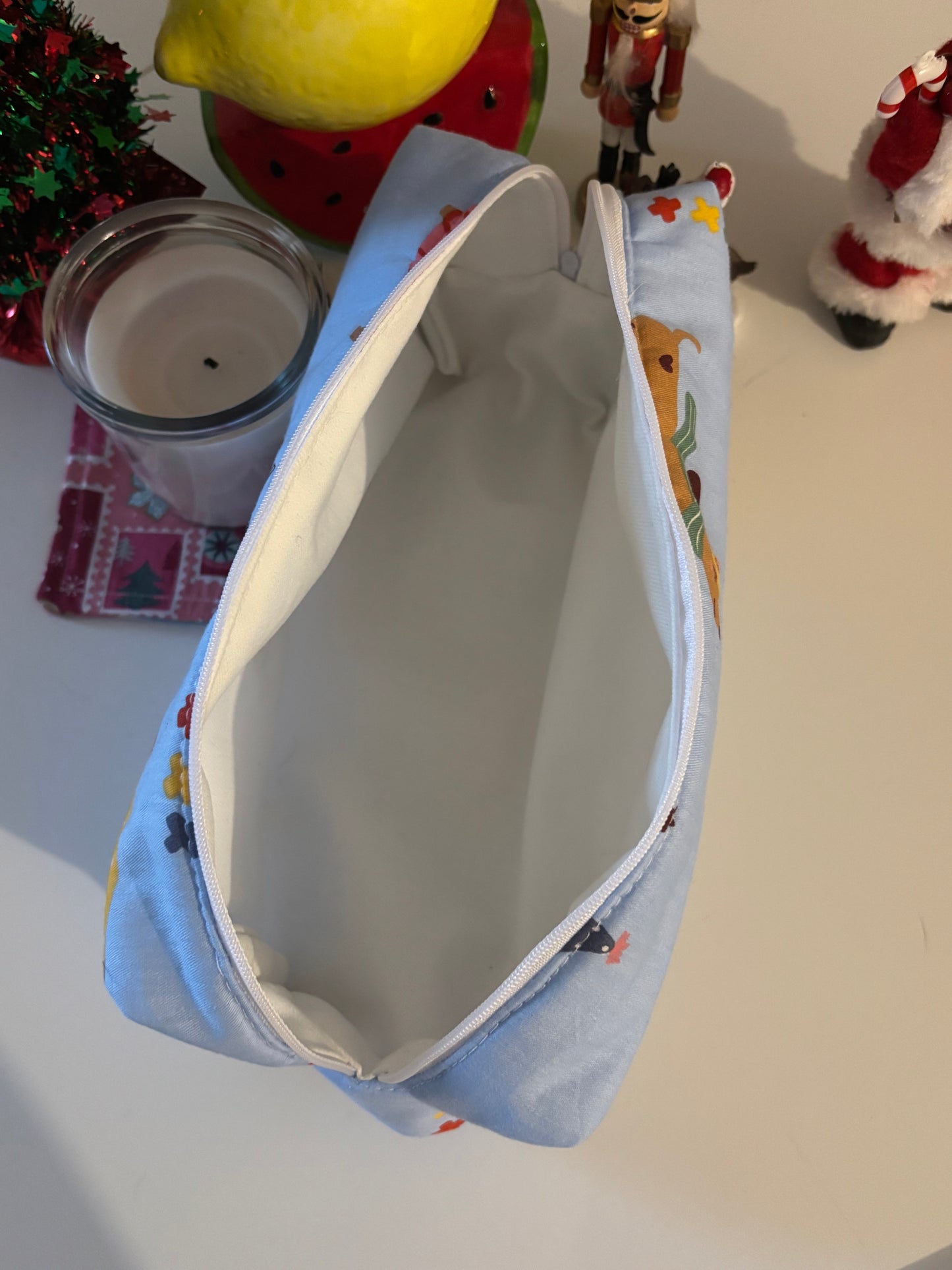 trousse de toilette/ maquillage molletonné teckel