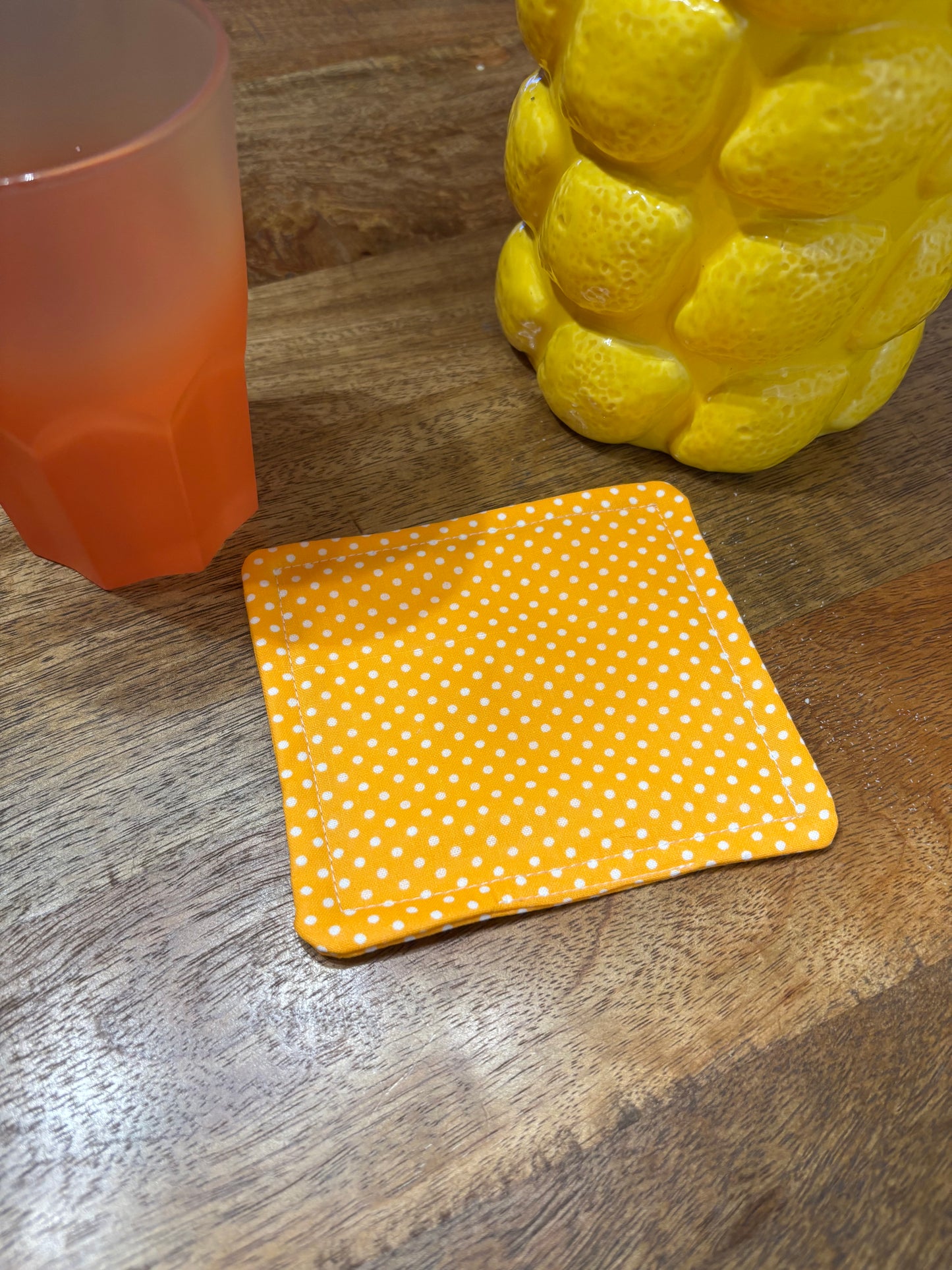 coasters orange à pois