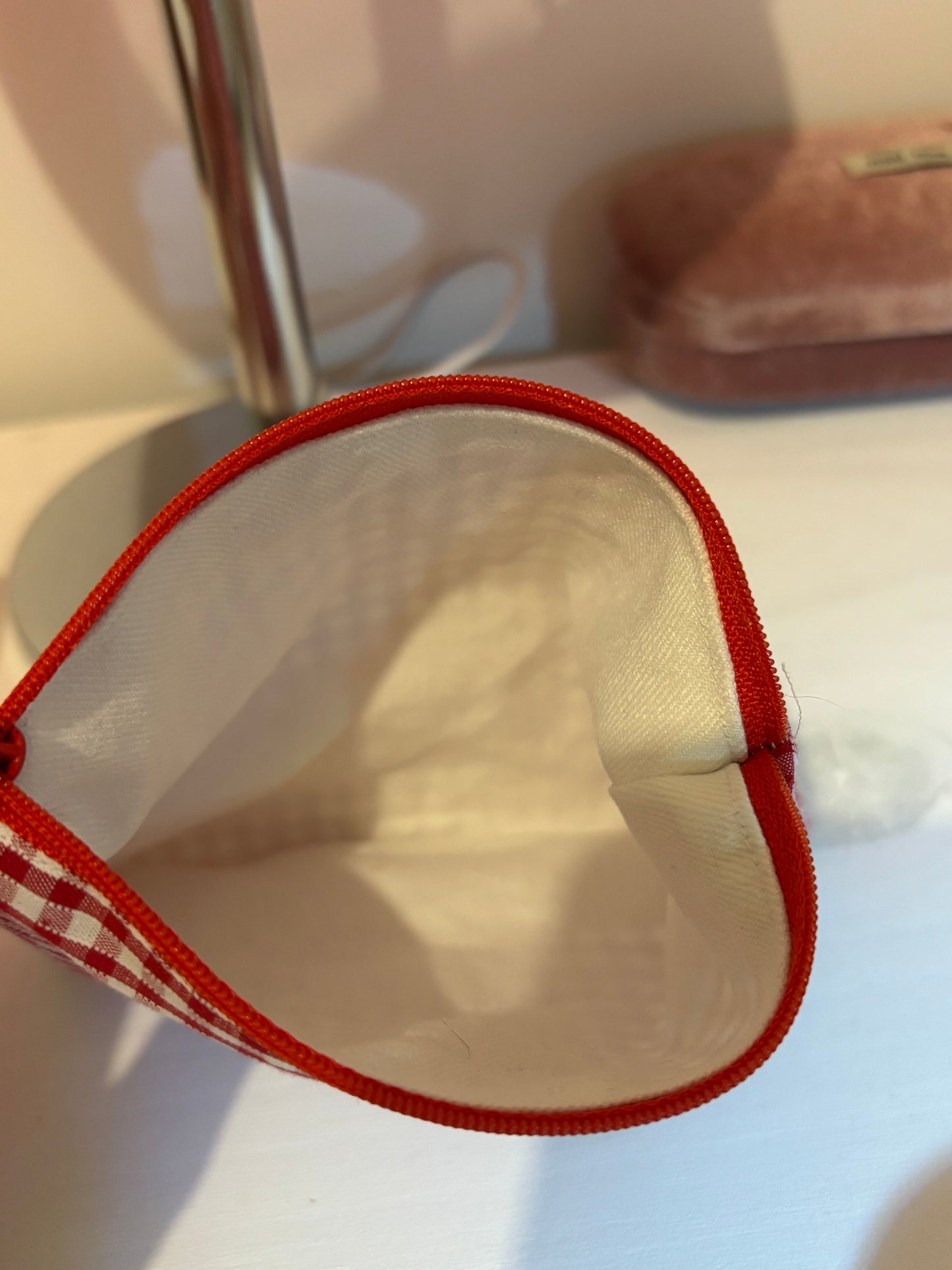 pochette à zip vichy rouge