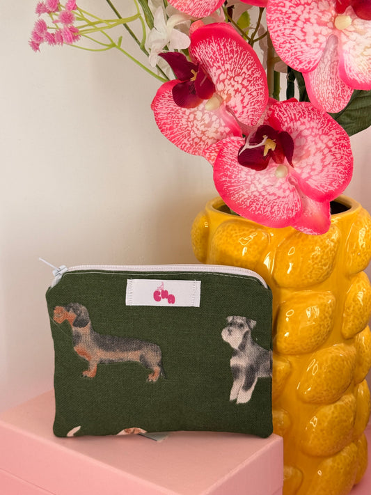 pochette chien kaki