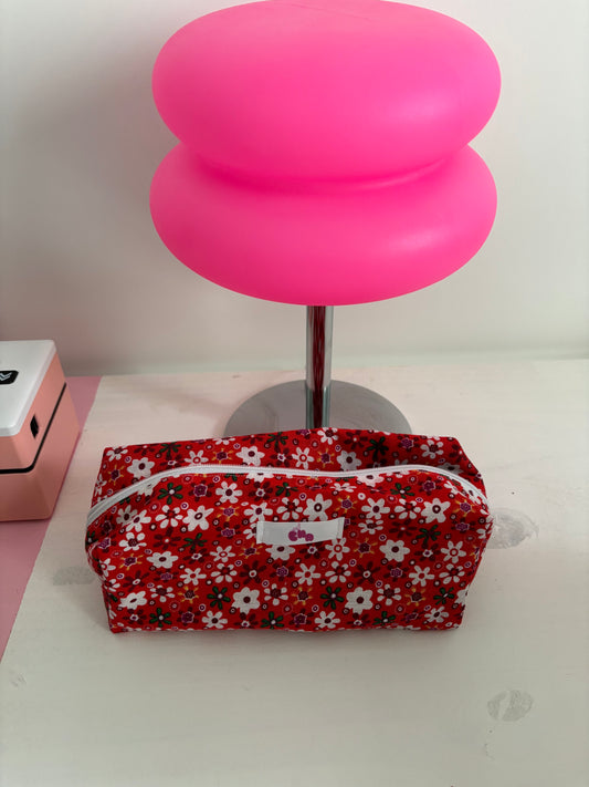 trousse de toilette/ maquillage nath