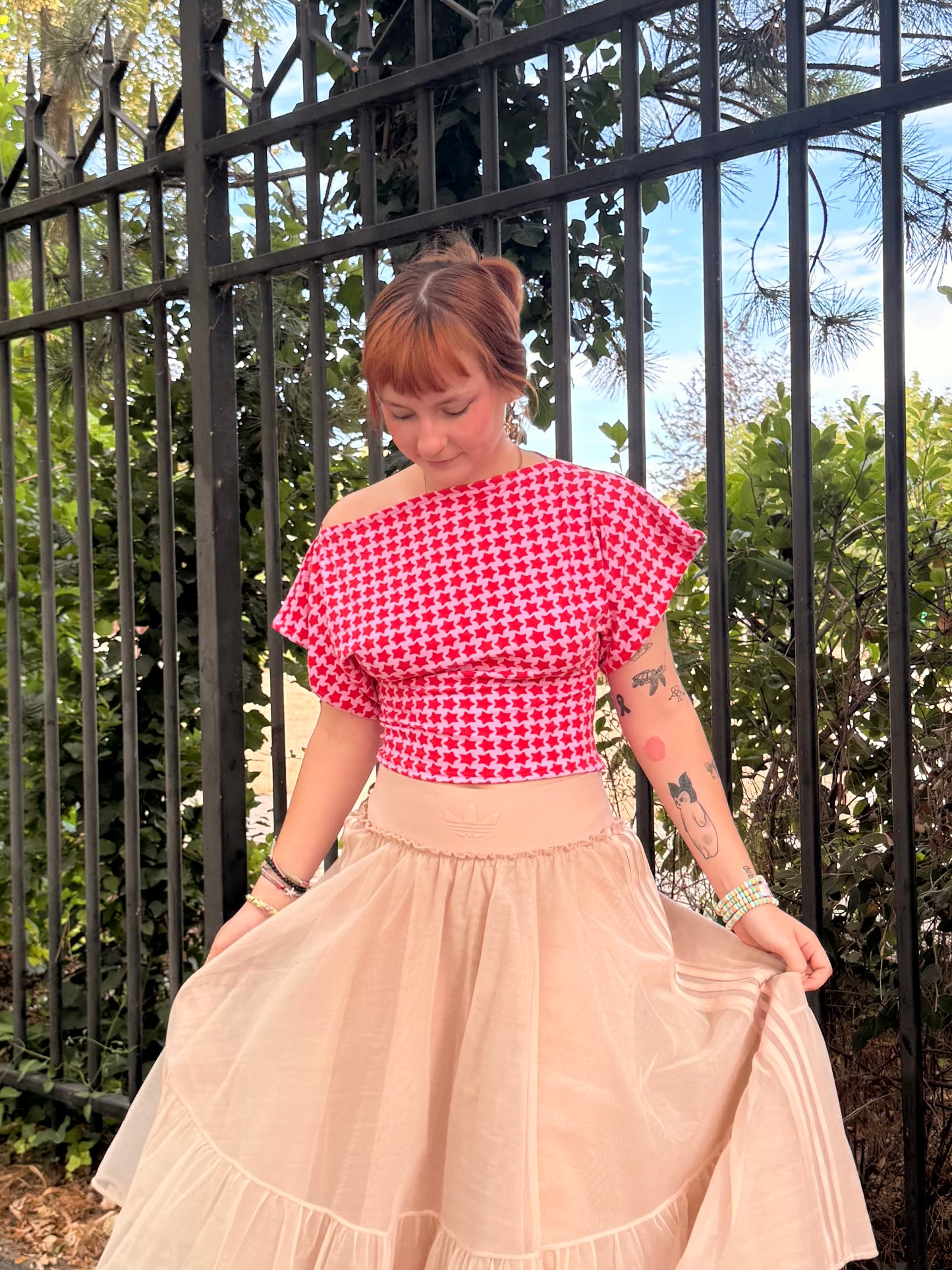 Top isée étoile rose