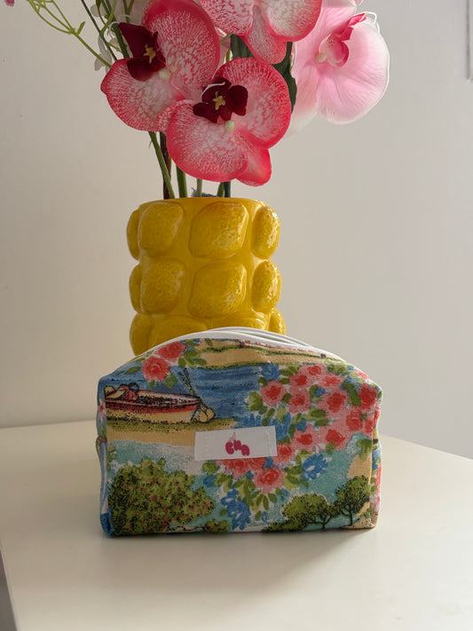 petite trousse de toilette/ maquillage paysage