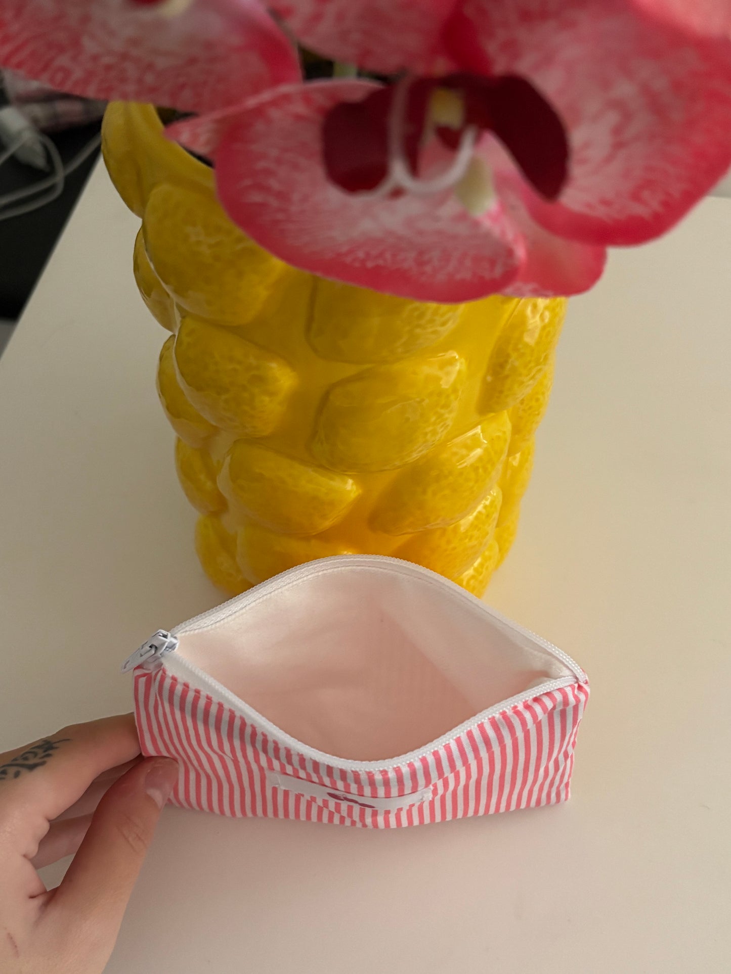 pochette à zip rayure rose