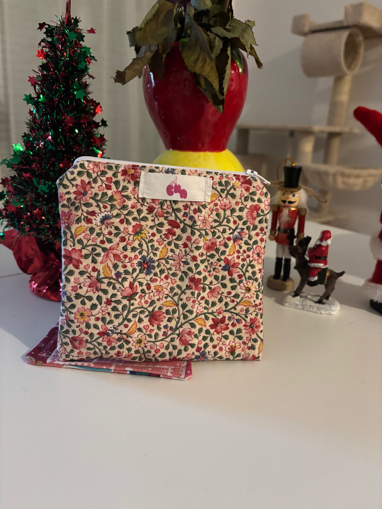 pochette à zip fleur rose et verte